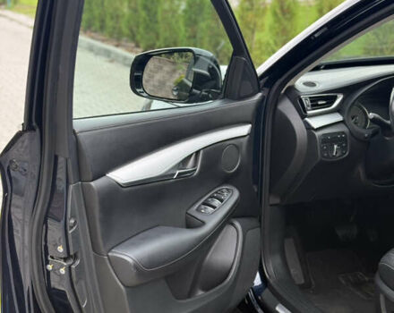 Інфініті QX50, об'ємом двигуна 2 л та пробігом 127 тис. км за 30000 $, фото 33 на Automoto.ua