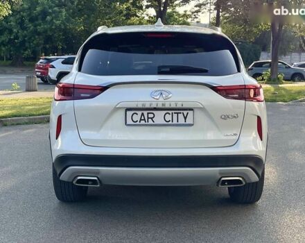 Инфинити QX50, объемом двигателя 2 л и пробегом 34 тыс. км за 34999 $, фото 5 на Automoto.ua
