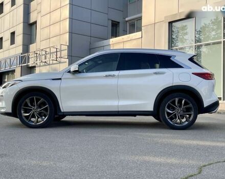 Инфинити QX50, объемом двигателя 2 л и пробегом 34 тыс. км за 34999 $, фото 3 на Automoto.ua
