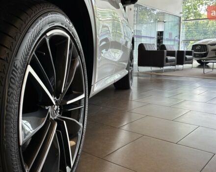 Инфинити QX50, объемом двигателя 2 л и пробегом 0 тыс. км за 61734 $, фото 17 на Automoto.ua