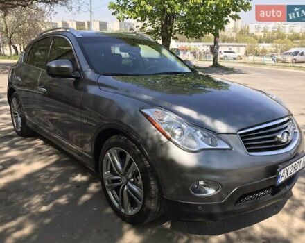 Сірий Інфініті QX50, об'ємом двигуна 3.7 л та пробігом 60 тис. км за 13500 $, фото 1 на Automoto.ua
