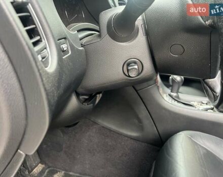 Инфинити QX50 2015 в Киеве на Automoto.ua Серый Инфинити QX50, объемом двигателя 3.7 л и пробегом 137 тыс. км за 12300 $, фото 10 на Automoto.ua