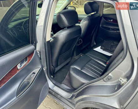 Сірий Інфініті QX50, об'ємом двигуна 3.7 л та пробігом 137 тис. км за 12000 $, фото 48 на Automoto.ua