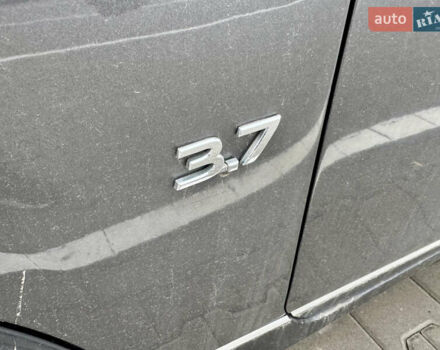 Сірий Інфініті QX50, об'ємом двигуна 3.7 л та пробігом 137 тис. км за 12000 $, фото 18 на Automoto.ua