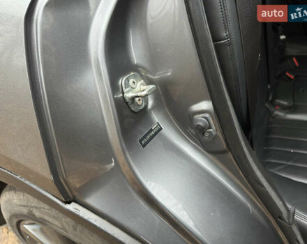 Серый Инфинити QX50, объемом двигателя 3.7 л и пробегом 83 тыс. км за 14000 $, фото 41 на Automoto.ua