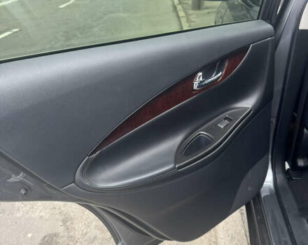 Сірий Інфініті QX50, об'ємом двигуна 3.7 л та пробігом 170 тис. км за 14000 $, фото 7 на Automoto.ua