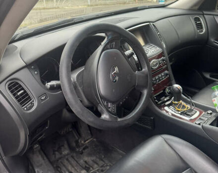 Сірий Інфініті QX50, об'ємом двигуна 3.7 л та пробігом 170 тис. км за 14000 $, фото 14 на Automoto.ua