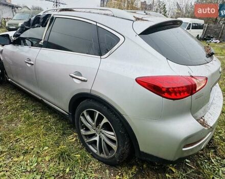 Серый Инфинити QX50, объемом двигателя 3.7 л и пробегом 170 тыс. км за 5600 $, фото 3 на Automoto.ua