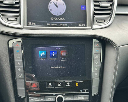 Серый Инфинити QX50, объемом двигателя 2 л и пробегом 177 тыс. км за 17999 $, фото 13 на Automoto.ua