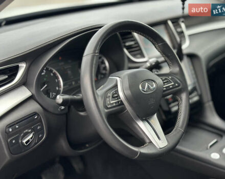 Серый Инфинити QX50, объемом двигателя 2 л и пробегом 67 тыс. км за 22700 $, фото 21 на Automoto.ua