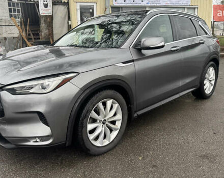 Серый Инфинити QX50, объемом двигателя 2 л и пробегом 80 тыс. км за 18500 $, фото 2 на Automoto.ua