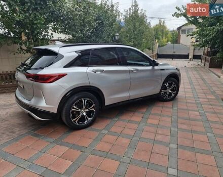 Серый Инфинити QX50, объемом двигателя 2 л и пробегом 91 тыс. км за 19300 $, фото 3 на Automoto.ua