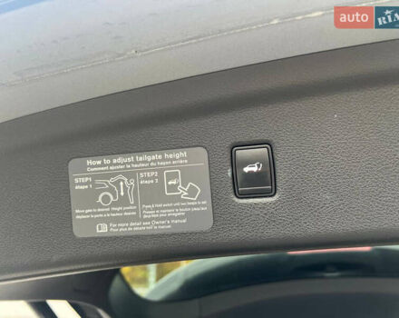 Серый Инфинити QX50, объемом двигателя 2 л и пробегом 80 тыс. км за 19900 $, фото 20 на Automoto.ua