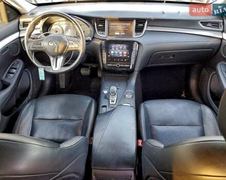Серый Инфинити QX50, объемом двигателя 2 л и пробегом 90 тыс. км за 5600 $, фото 7 на Automoto.ua