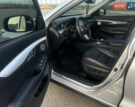 Серый Инфинити QX50, объемом двигателя 2 л и пробегом 67 тыс. км за 22700 $, фото 18 на Automoto.ua