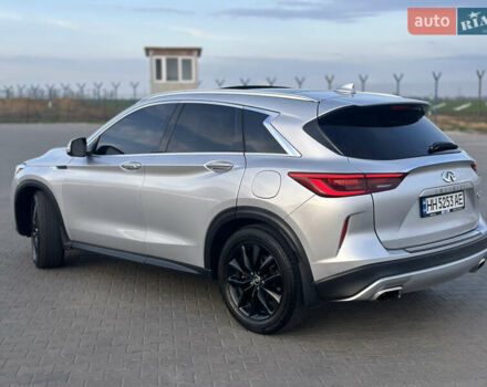 Серый Инфинити QX50, объемом двигателя 2 л и пробегом 67 тыс. км за 22700 $, фото 4 на Automoto.ua