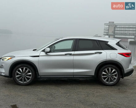 Серый Инфинити QX50, объемом двигателя 1.99 л и пробегом 125 тыс. км за 21999 $, фото 3 на Automoto.ua