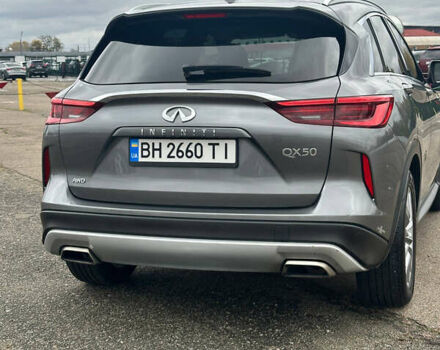 Серый Инфинити QX50, объемом двигателя 2 л и пробегом 177 тыс. км за 17999 $, фото 5 на Automoto.ua