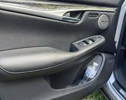 Серый Инфинити QX50, объемом двигателя 2 л и пробегом 88 тыс. км за 18000 $, фото 5 на Automoto.ua