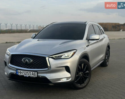 Серый Инфинити QX50, объемом двигателя 2 л и пробегом 67 тыс. км за 22700 $, фото 1 на Automoto.ua