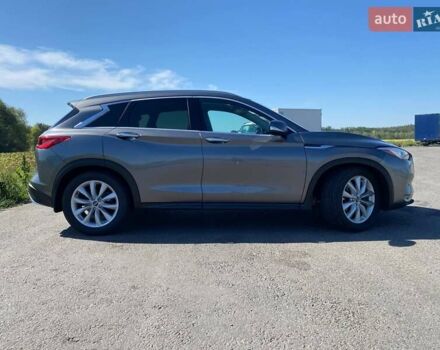 Сірий Інфініті QX50, об'ємом двигуна 2 л та пробігом 80 тис. км за 22500 $, фото 3 на Automoto.ua