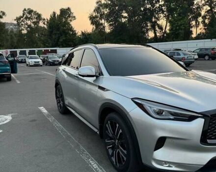 Серый Инфинити QX50, объемом двигателя 2 л и пробегом 88 тыс. км за 18000 $, фото 4 на Automoto.ua
