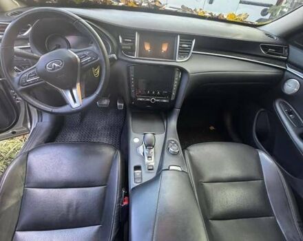 Серый Инфинити QX50, объемом двигателя 2 л и пробегом 88 тыс. км за 18000 $, фото 7 на Automoto.ua
