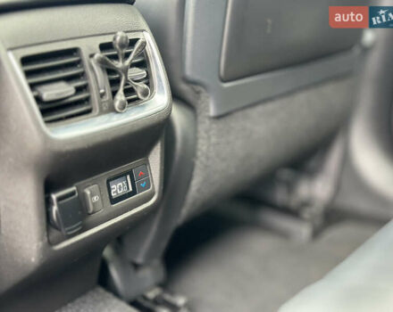 Серый Инфинити QX50, объемом двигателя 2 л и пробегом 67 тыс. км за 22700 $, фото 24 на Automoto.ua