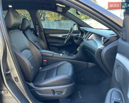 Серый Инфинити QX50, объемом двигателя 2 л и пробегом 110 тыс. км за 21990 $, фото 16 на Automoto.ua