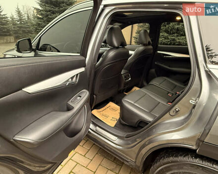 Серый Инфинити QX50, объемом двигателя 2 л и пробегом 154 тыс. км за 19300 $, фото 26 на Automoto.ua