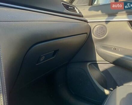 Серый Инфинити QX50, объемом двигателя 2 л и пробегом 122 тыс. км за 19500 $, фото 29 на Automoto.ua