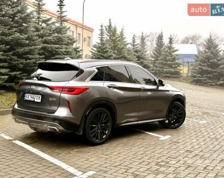 Серый Инфинити QX50, объемом двигателя 2 л и пробегом 154 тыс. км за 19300 $, фото 17 на Automoto.ua