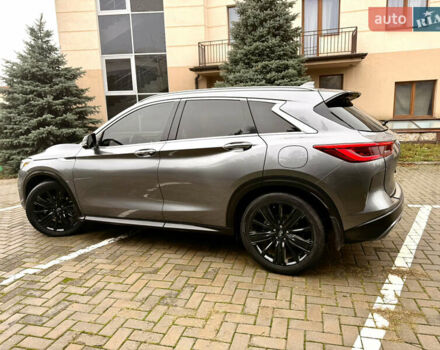 Серый Инфинити QX50, объемом двигателя 2 л и пробегом 154 тыс. км за 19300 $, фото 4 на Automoto.ua