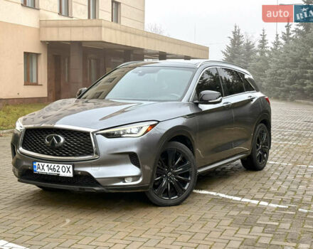 Серый Инфинити QX50, объемом двигателя 2 л и пробегом 154 тыс. км за 19300 $, фото 2 на Automoto.ua