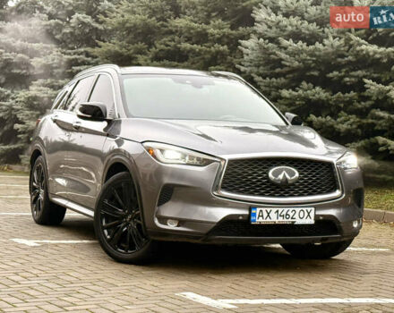 Серый Инфинити QX50, объемом двигателя 2 л и пробегом 154 тыс. км за 19300 $, фото 3 на Automoto.ua
