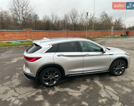 Сірий Інфініті QX50, об'ємом двигуна 1.99 л та пробігом 124 тис. км за 19000 $, фото 3 на Automoto.ua