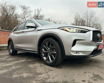 Сірий Інфініті QX50, об'ємом двигуна 1.99 л та пробігом 124 тис. км за 19000 $, фото 2 на Automoto.ua