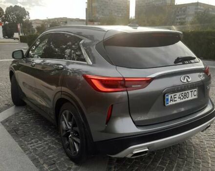 Серый Инфинити QX50, объемом двигателя 2 л и пробегом 81 тыс. км за 32400 $, фото 3 на Automoto.ua