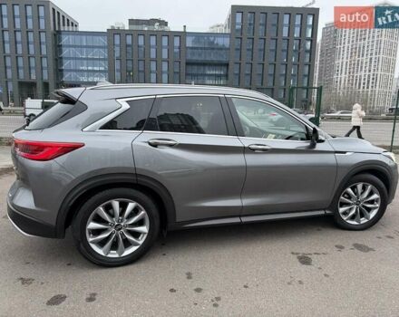 Серый Инфинити QX50, объемом двигателя 2 л и пробегом 57 тыс. км за 28900 $, фото 19 на Automoto.ua
