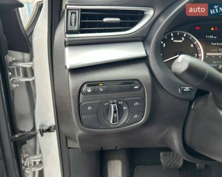 Сірий Інфініті QX50, об'ємом двигуна 2 л та пробігом 43 тис. км за 24000 $, фото 18 на Automoto.ua