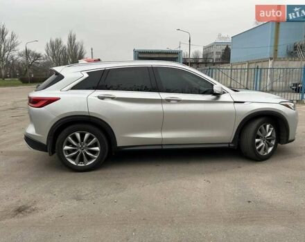 Сірий Інфініті QX50, об'ємом двигуна 2 л та пробігом 43 тис. км за 24000 $, фото 6 на Automoto.ua