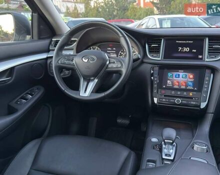 Сірий Інфініті QX50, об'ємом двигуна 2 л та пробігом 43 тис. км за 28500 $, фото 22 на Automoto.ua