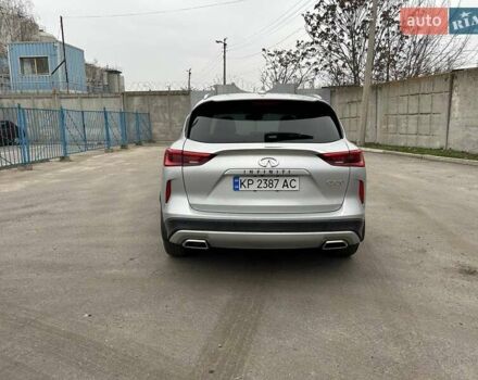 Сірий Інфініті QX50, об'ємом двигуна 2 л та пробігом 43 тис. км за 24000 $, фото 4 на Automoto.ua