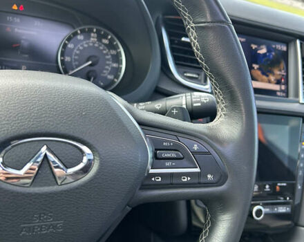 Сірий Інфініті QX50, об'ємом двигуна 2 л та пробігом 80 тис. км за 25400 $, фото 20 на Automoto.ua