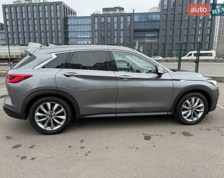 Серый Инфинити QX50, объемом двигателя 2 л и пробегом 57 тыс. км за 28900 $, фото 10 на Automoto.ua