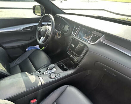 Сірий Інфініті QX50, об'ємом двигуна 2 л та пробігом 80 тис. км за 25400 $, фото 15 на Automoto.ua