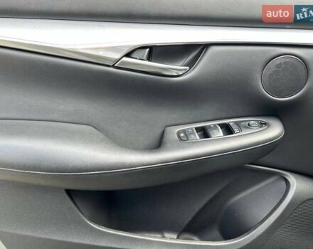 Серый Инфинити QX50, объемом двигателя 2 л и пробегом 80 тыс. км за 26800 $, фото 14 на Automoto.ua