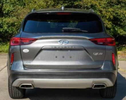 Серый Инфинити QX50, объемом двигателя 2 л и пробегом 45 тыс. км за 6300 $, фото 3 на Automoto.ua