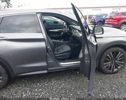 Серый Инфинити QX50, объемом двигателя 2 л и пробегом 52 тыс. км за 6500 $, фото 4 на Automoto.ua