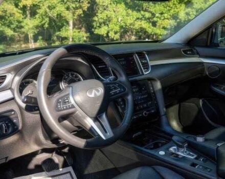 Серый Инфинити QX50, объемом двигателя 2 л и пробегом 45 тыс. км за 6300 $, фото 14 на Automoto.ua